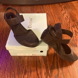 Pierre Dumas Dash-1 Wedge Shoe. Color: Black. Size 9